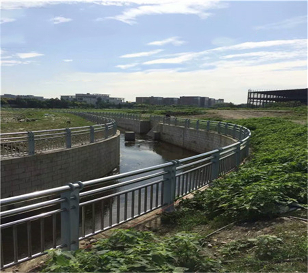 哈尔滨不锈钢复合管河道景观护栏