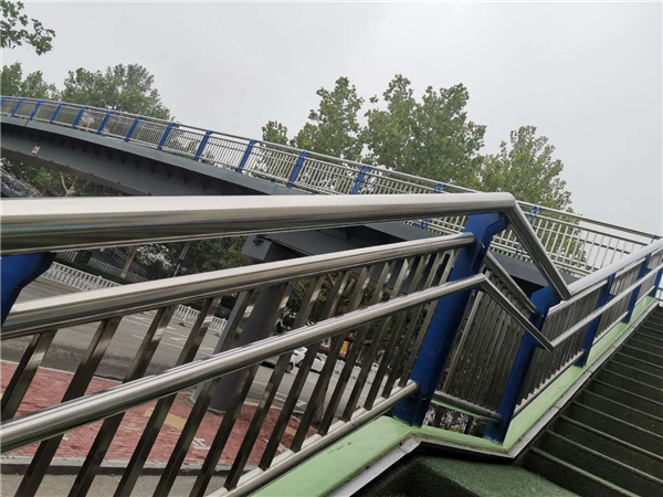 哈尔滨不锈钢桥梁护栏的维护与保养