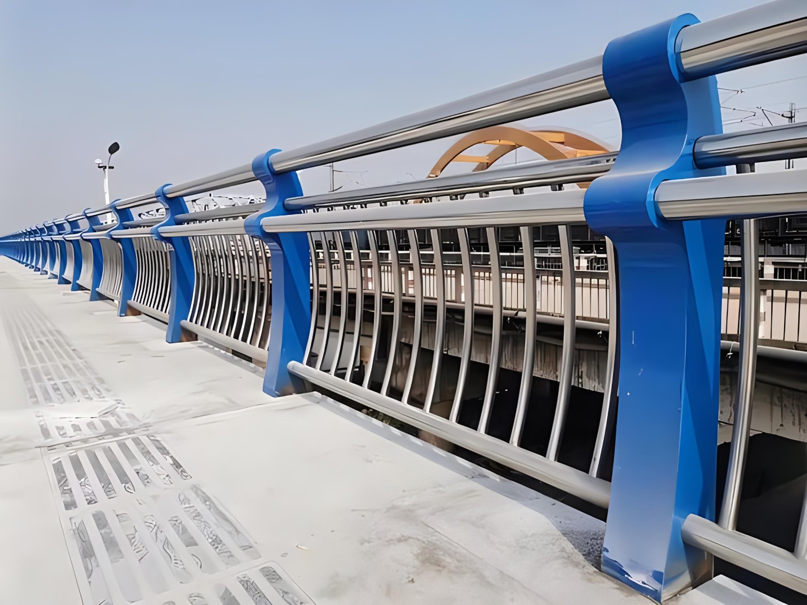 哈尔滨不锈钢复合管护栏制造工艺要求及其重要性